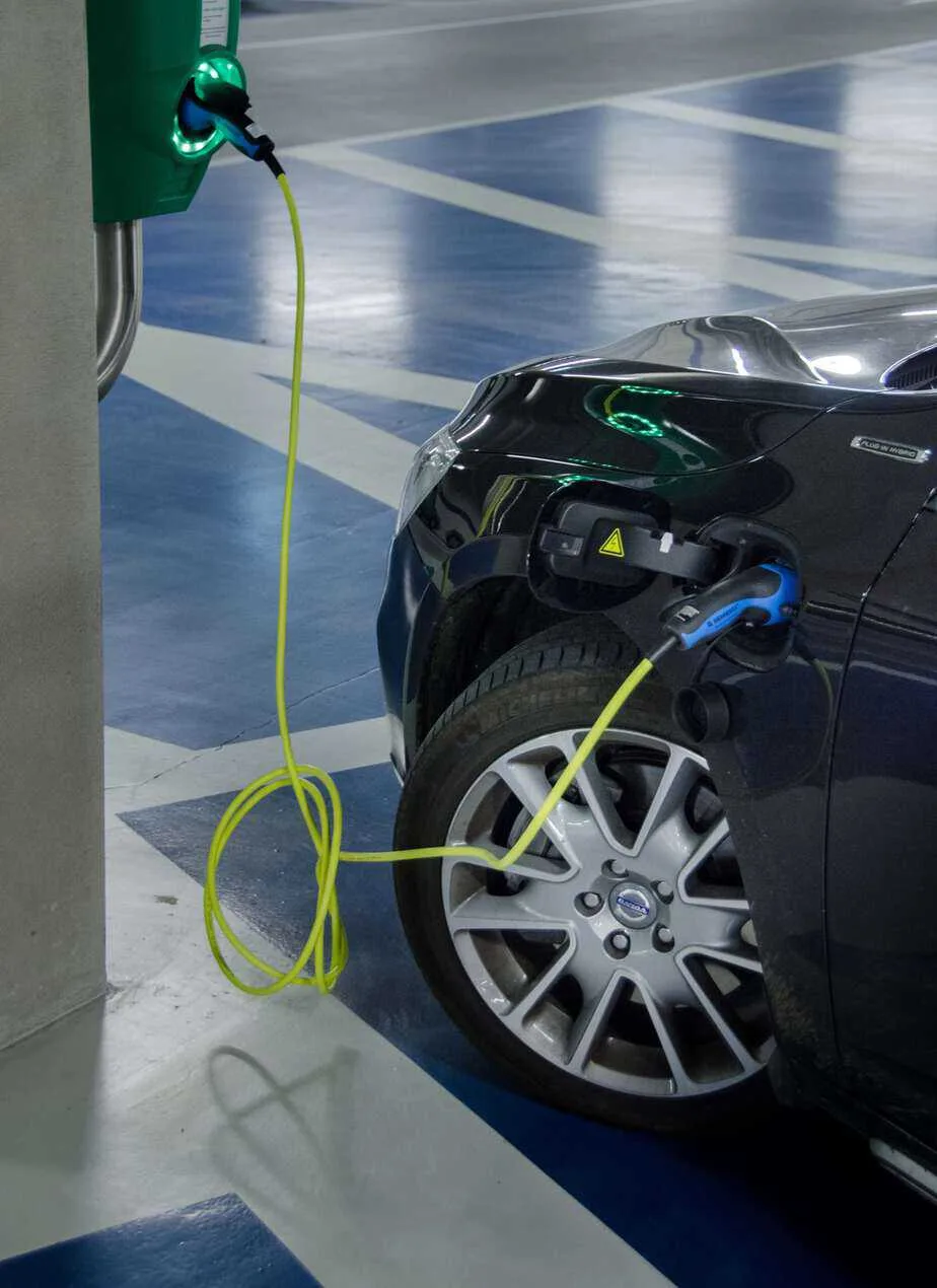 Surrey electric vehicle towing service